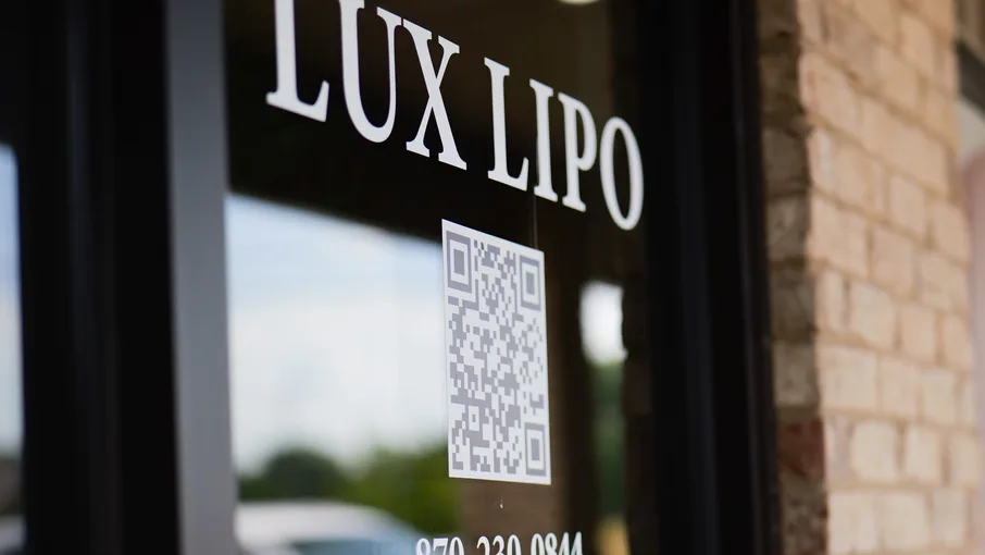 The door at Lux Lipo, 3800B S Caraway Rd, Suite 8, Jonesboro
